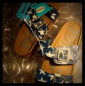 Sandals :: New:: reef :: size 6::
